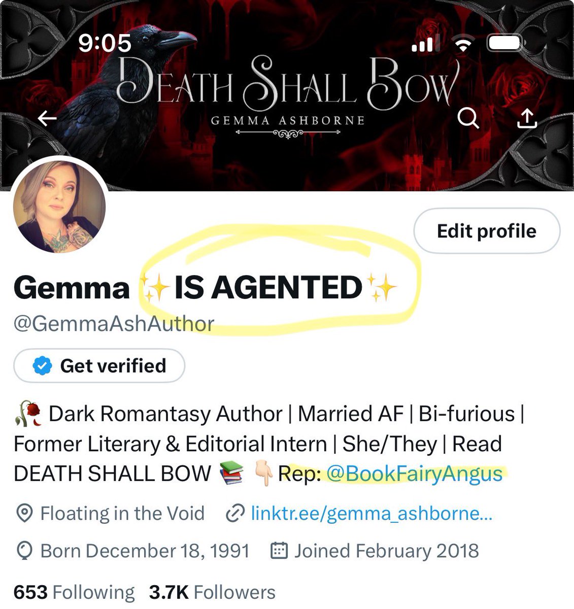 Gemma has a ✨BOOK DEAL✨ tweet media