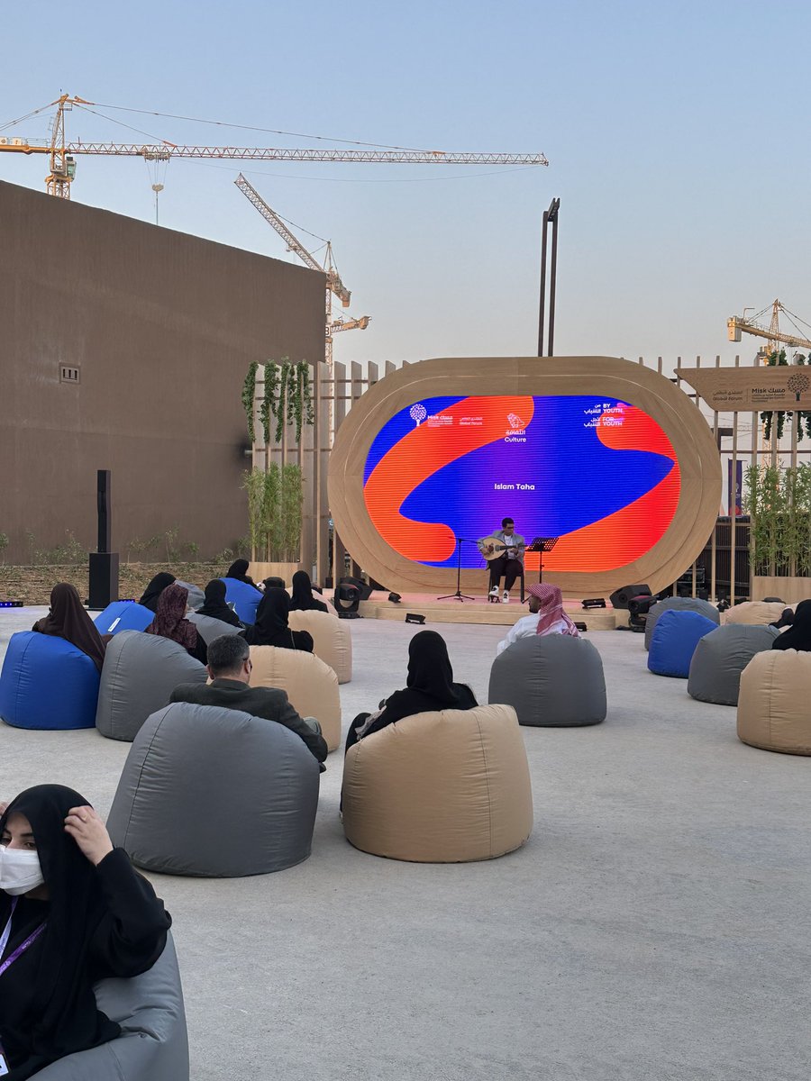 يشرفني ويسعدني حضوري في منتدى مسك العالمي، حيث تزرع الأفكار وتصنع الإنجازات في هذا التجمع الملهم ❤️
#منتدى_مسك_العالمي