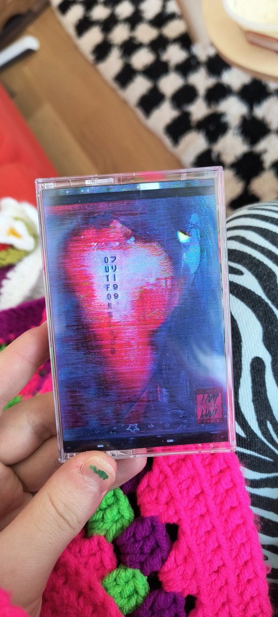 lostangleslabel's tweet photo. Tapes as well!!!! 

These were a bit delayed but they will be up and available this Friday!! 

@TRANSRIOTMUSIC "OUT FOR BLOOD" on Lost Angles both tape and vinyl :) https://t.co/8lzap2awsd