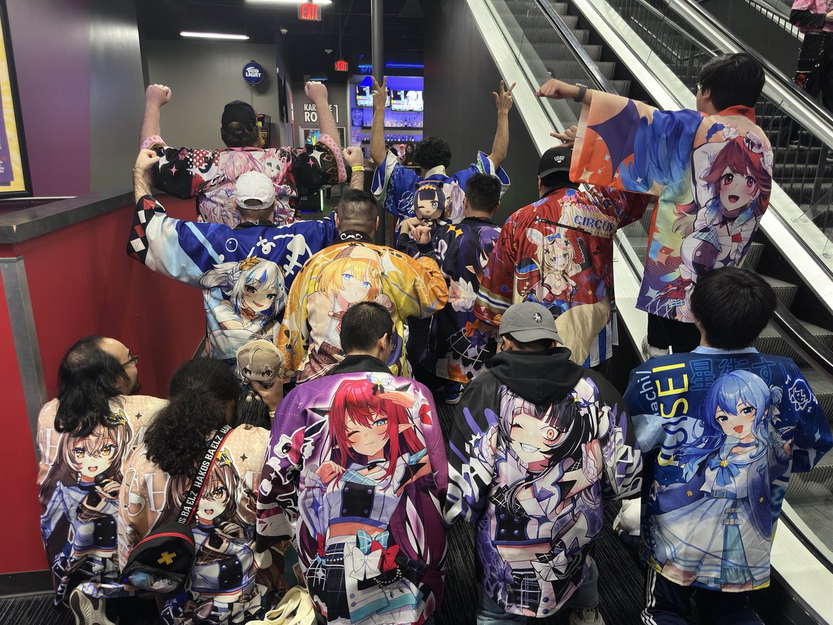 Shoutout to <a href="/HoloTakeover/">HoloTakeover</a> for the awesome meet up <a href="/Round1USA/">Round1 Bowling & Arcade</a> in Hicksville, Long Island this past weekend!

Also, special thanks to the Round1 Hicksville staff for constantly restocking and assisting us with the crane machines throughout the day! We appreciate your hard work!
