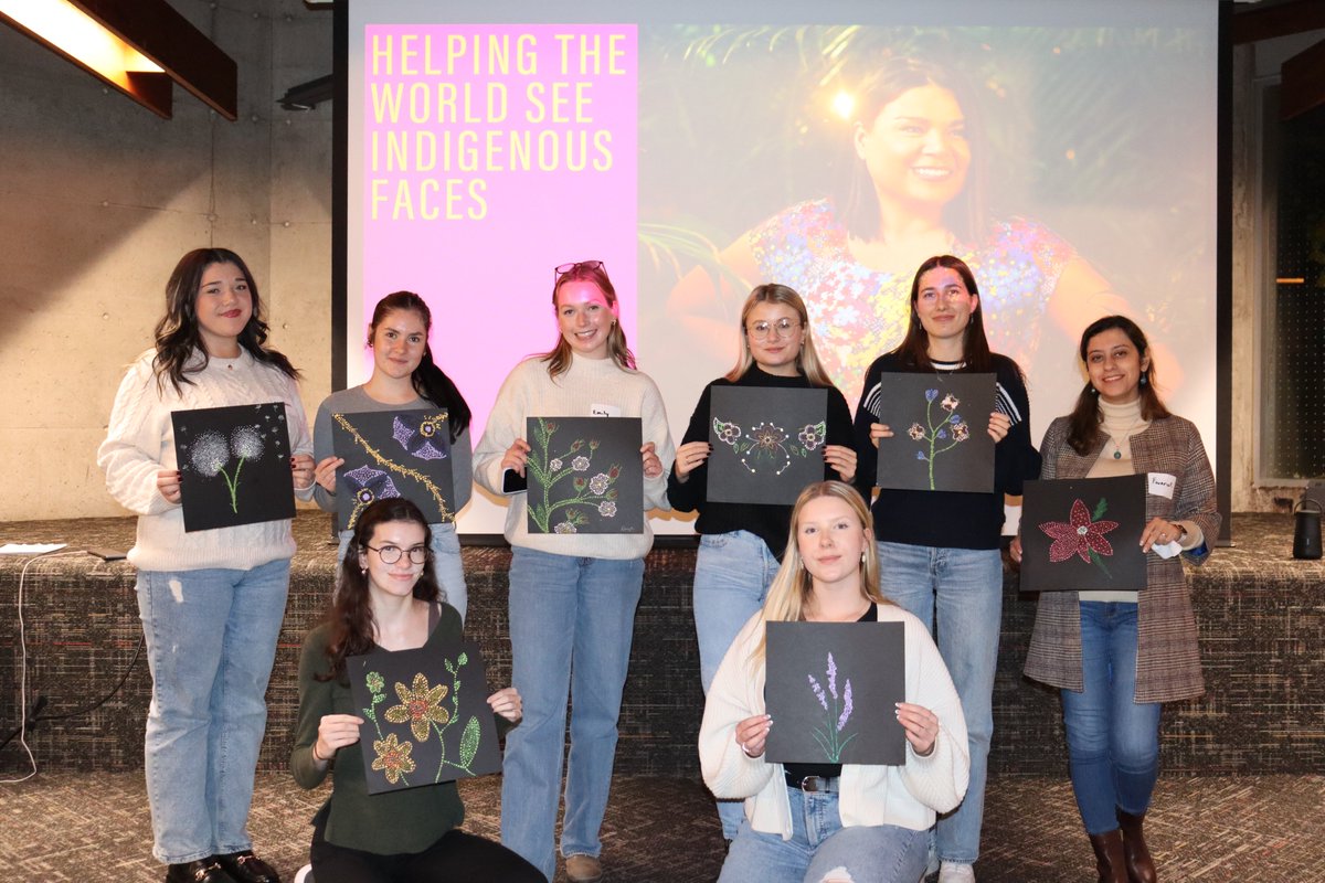 Thank you to everyone who came to our Annual Flagship event, Bigger Pictures Series for an amazing workshop on Dot art by @magnesonstudios and the insightful and inspiring keynote by @cheekbonejenn from <a href="/cheekbonebeauty/">Cheekbone Beauty  💋</a> ✨
It was a night filled with creativity and learning!