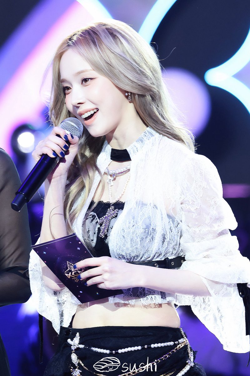 241117 KGMA MC윈터

#aespa #에스파
#WINTER #윈터