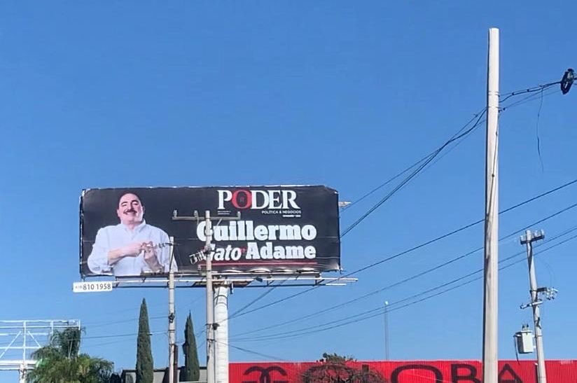 El Gato Adame deja la Secretaria de Educación  Pública.

 En breve dejará la titularidad de la dependencia de Gobierno. Sus diferencias con Esteban definieron su salida.
 Sin autorización del jefe político del priismo, el gato inició su precampaña a la Presidencia Municipal.Error