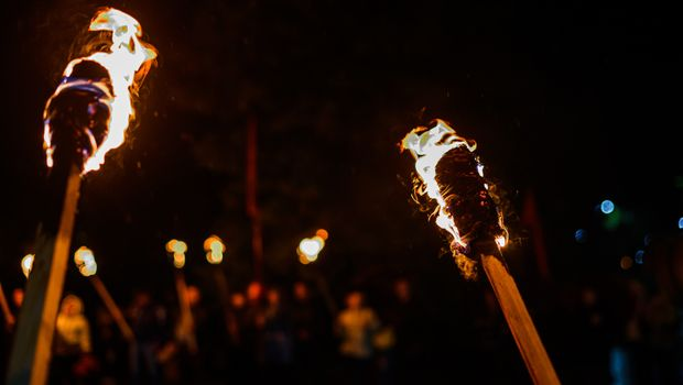 serbiaireland's tweet photo. Thread: Is a strange ritual performed by Orthodox, Catholic and Muslim Slavs from Serbia, Bosnia and Croatia, which takes place every Jun/Jul (depending on the calendar, Julian or Gregorian), an echo of an ancient Mithraic ritual performed before the annual Mithraic feast, which also took place in Jun/Jul?