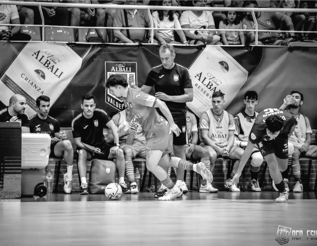 Gracias por guiarme, por hacerme mejor persona y deportista. Han sido casi 6 años contigo y en este último me has dado la oportunidad de estar con los mejores, de cumplir mis sueños. Siempre eternamente agradecido por arriesgarte por mi. Suerte en el futuro <a href="/davidramosb13/">David Ramos</a>