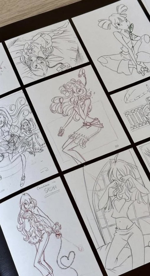 OocWinx's tweet photo. quelques artworks jamais diffusés des Winx, jugés « trop sexy » (2004) https://t.co/DAS0yLflf9
