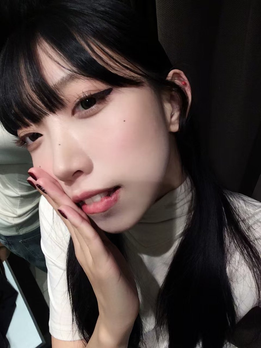안녕하세요.저는중국사람입니다. https://t.co/Ozx3Mdi8Mc