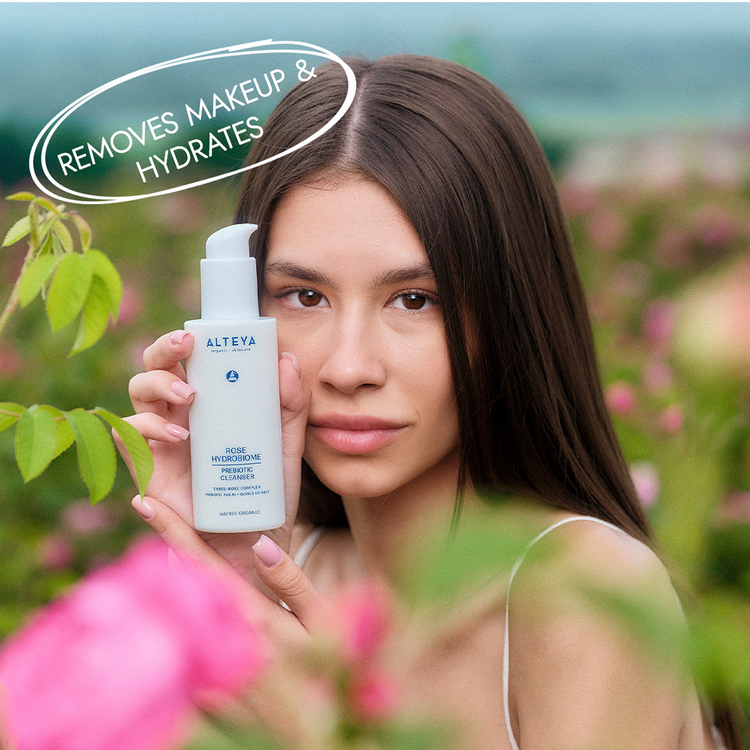Give your skin the gentle cleanse it deserves. The Rose Hydrobiome Prebiotic Cleanser gently removes makeup, pollution, and impurities while preserving your skin’s natural glow and balance🌟

alteyaorganics.com/products/rose-…

#cleanser #makeupremover #hydration #NaturalRemedies #beauty