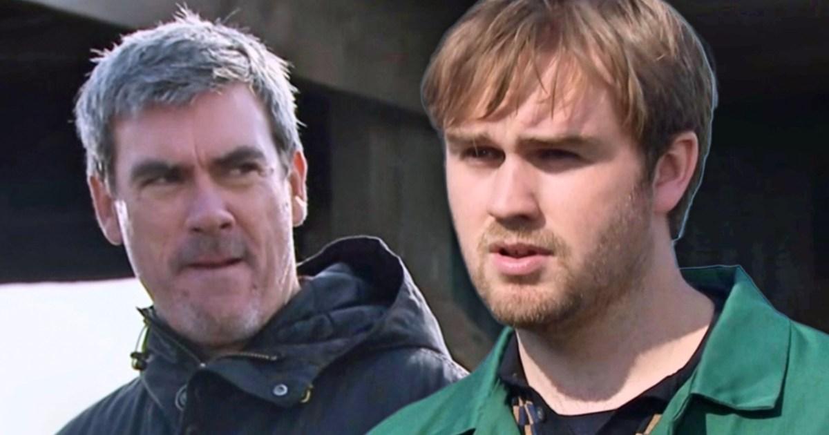 Emmerdale’s Tom King taken down a peg at last as Cain literally puts him in his place metro.co.uk/2024/11/18/emm… #emmerdale