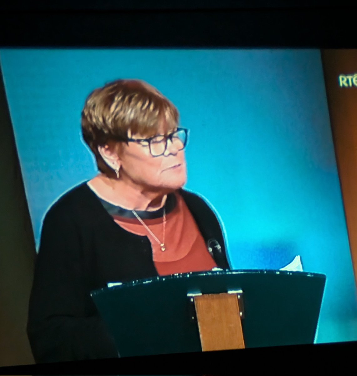 bitoredfan's tweet photo. Simon Harris you are the weakest link...goodbye #leadersdebate https://t.co/3obpQriRRF