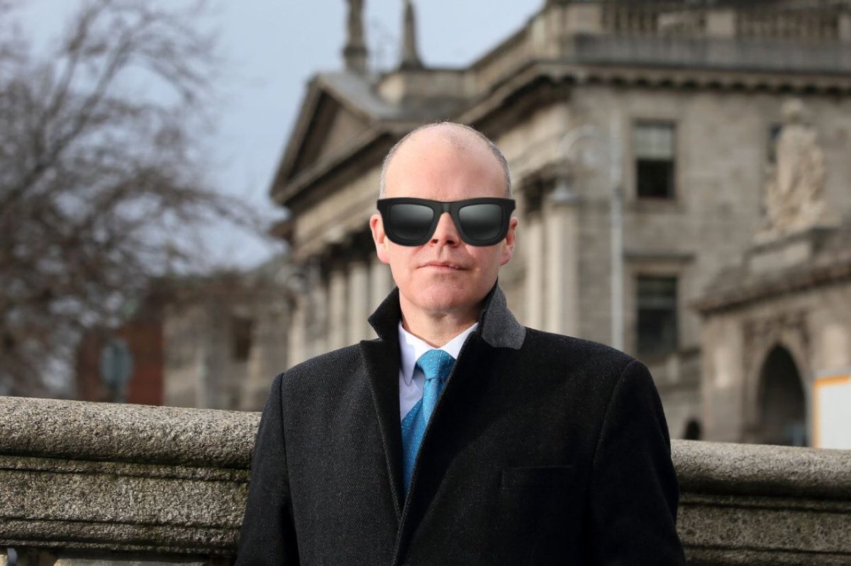 RoisinMcConway's tweet image. Didn’t even know this Peadar Toibin man existed until tonight but he’s the leader I never knew we needed! Unapologetic and here to fuck shit up #leadersdebate #upfront