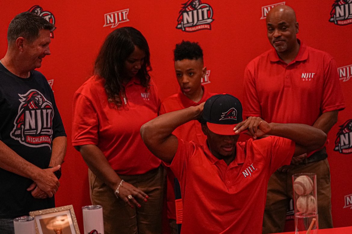 SWashington43's tweet image. Officially official ✍️ #rolltech⚔️