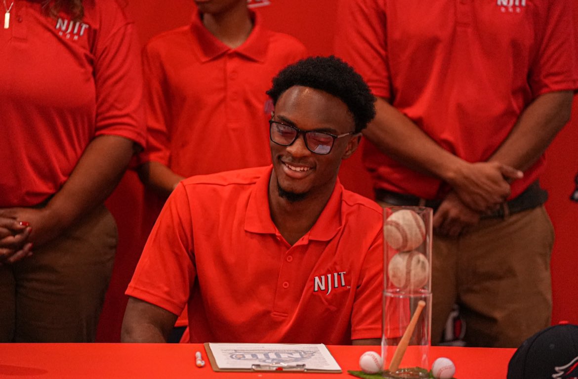 SWashington43's tweet image. Officially official ✍️ #rolltech⚔️