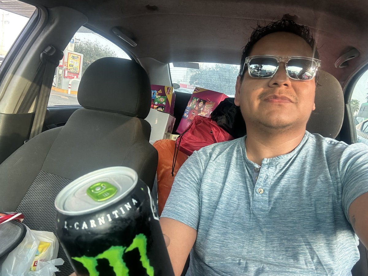 ingeiptv4's tweet photo. Fuga a realizar entregas de #USAShop 🙏🏻🇺🇸🙏🏻🇺🇸🙏🏻🇺🇸
Gracias a los que realizaron su pedido. Próximo viaje de compras el fin de mes noviembre !!!!!!! https://t.co/MEijxALDdy