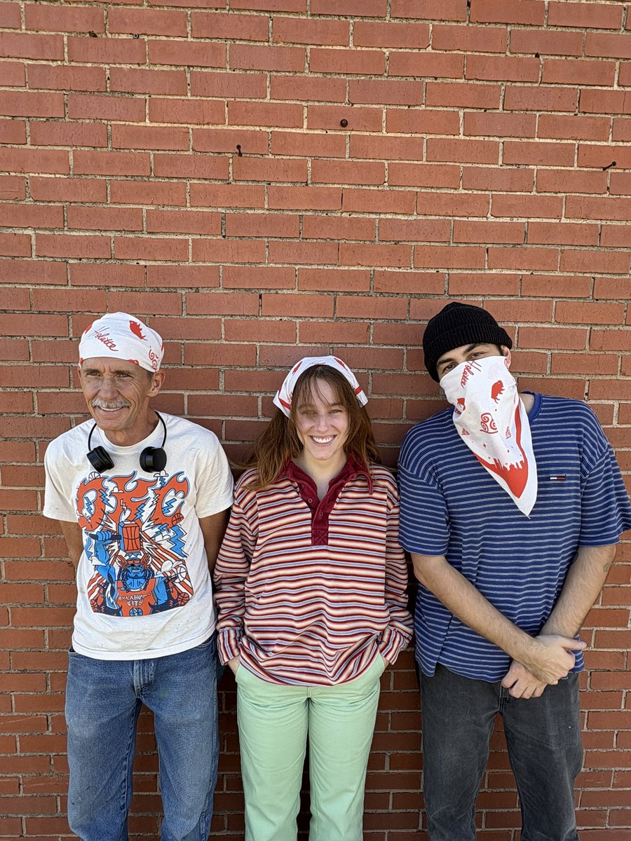 CurbsideApparel tweet media