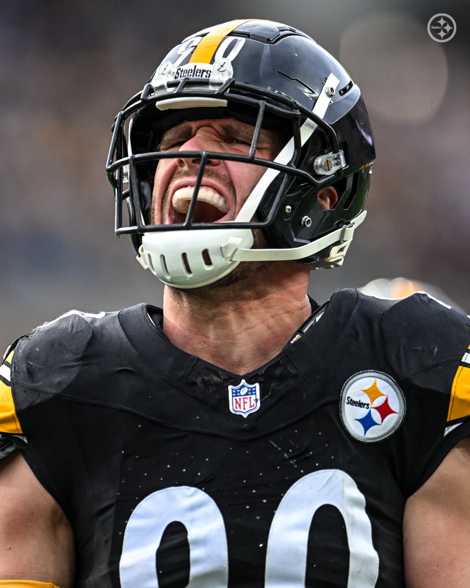steelers's tweet photo. 🔋🔋🔋 https://t.co/m80v4bZtIM