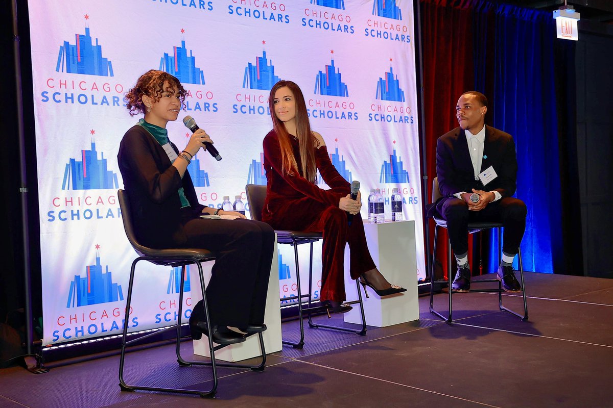Chicago Scholars tweet media