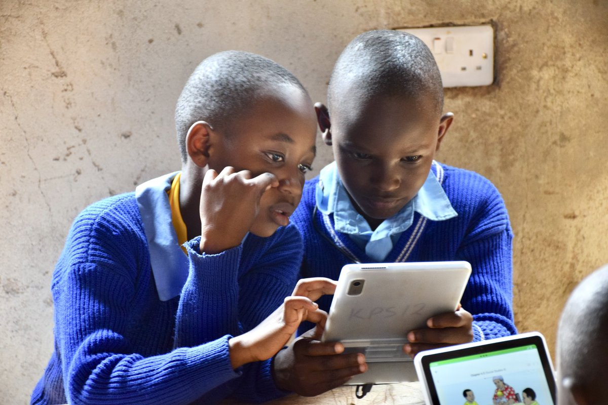 TabletsForKids_'s tweet image. Imagine a classroom without textbooks. For many, that was reality—until technology stepped in! We’re #ThankfulForTech that bridges educational gaps and brings knowledge to every corner of the globe.