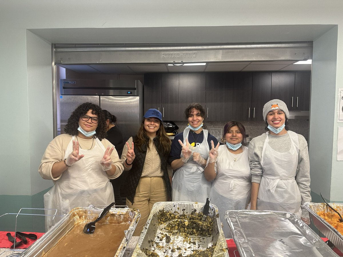 SenGonzalezNY's tweet photo. Had an incredibly rewarding weekend cleaning up McCarren Park &amp; serving food at Riis Settlement’s Fall Family Feast. 

Thank you to @NBKParks for ensuring open, clean, &amp; safe public parks, and to @Riis_Settlement for hosting an event to give thanks &amp; enjoy a united community. https://t.co/8PSpSj9fcb