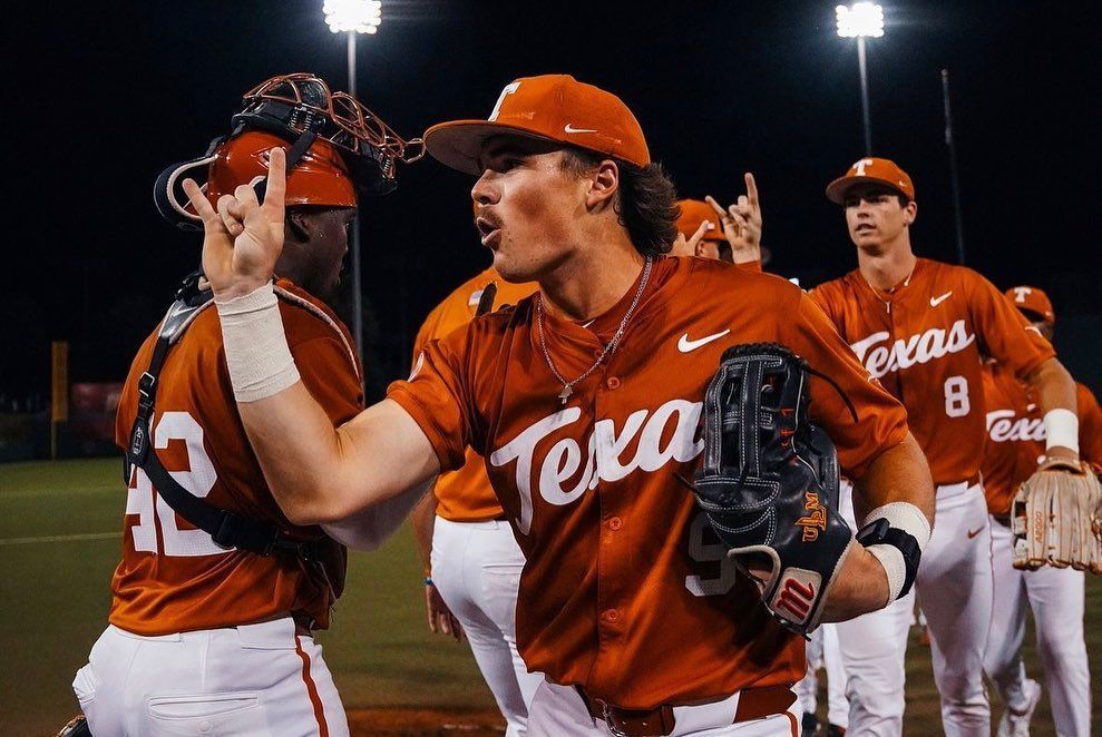 d1baseball's tweet photo. "The Longhorns should have one of the better lineups in college baseball, and @eastonwinfield is a big part of that puzzle."

See where the incoming @TexasBaseball transfer lands in our ranking of college baseball's impact transfer hitters ⤵️

🔗 https://t.co/XxeisGrIdW https://t.co/kWDk1qTjUp