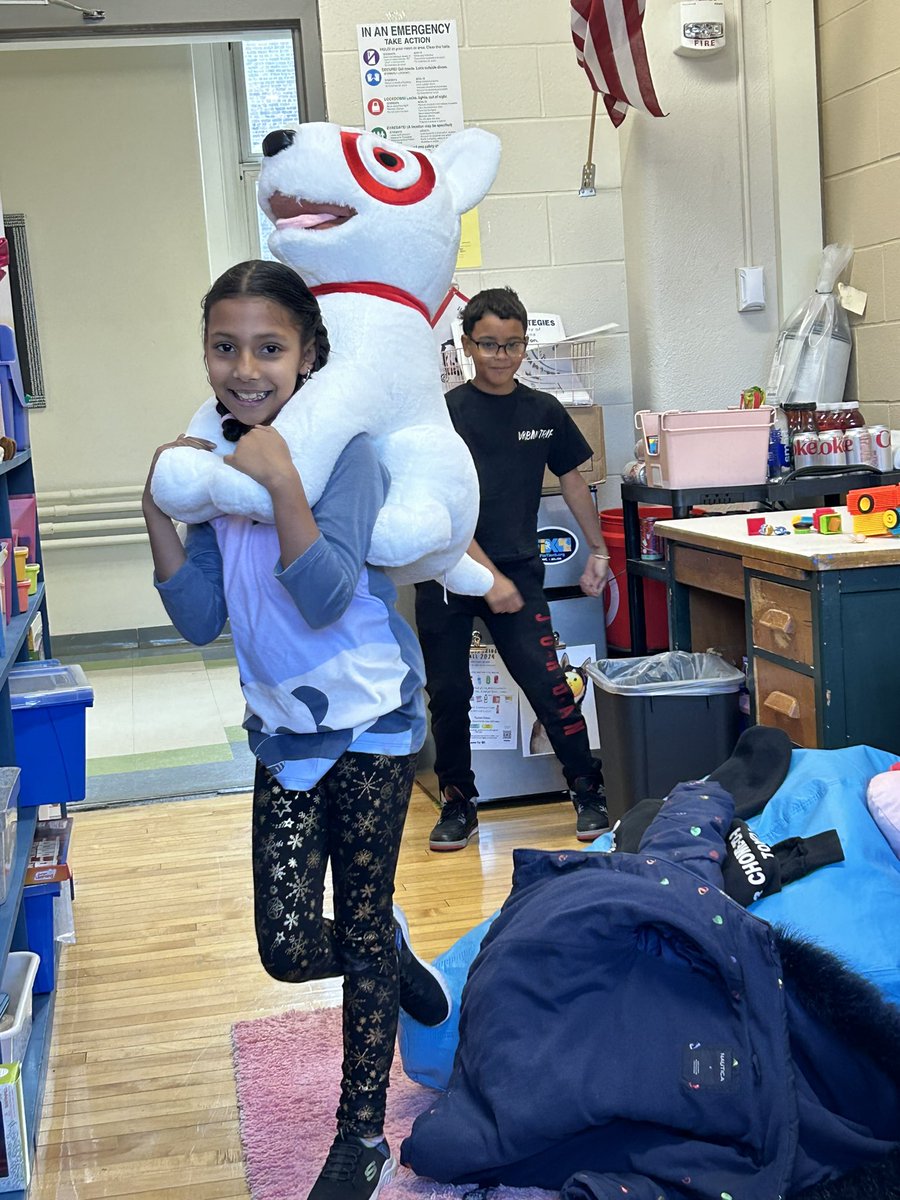 Ms. Izzo tweet media