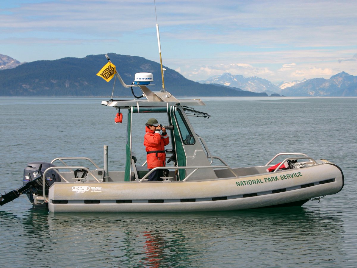 GlacierBayNPS's tweet photo. Join Glacier Bay's research and monitoring team! 
Apply now to become a Biological Science Technician (fisheries or wildlife) for the summer 2025 season. The application is only open through Friday Nov. 22:
Fisheries: https://t.co/D2pJNqutr7
Wildlife: https://t.co/GZp1ctW9OH https://t.co/dgXUrA2GvJ
