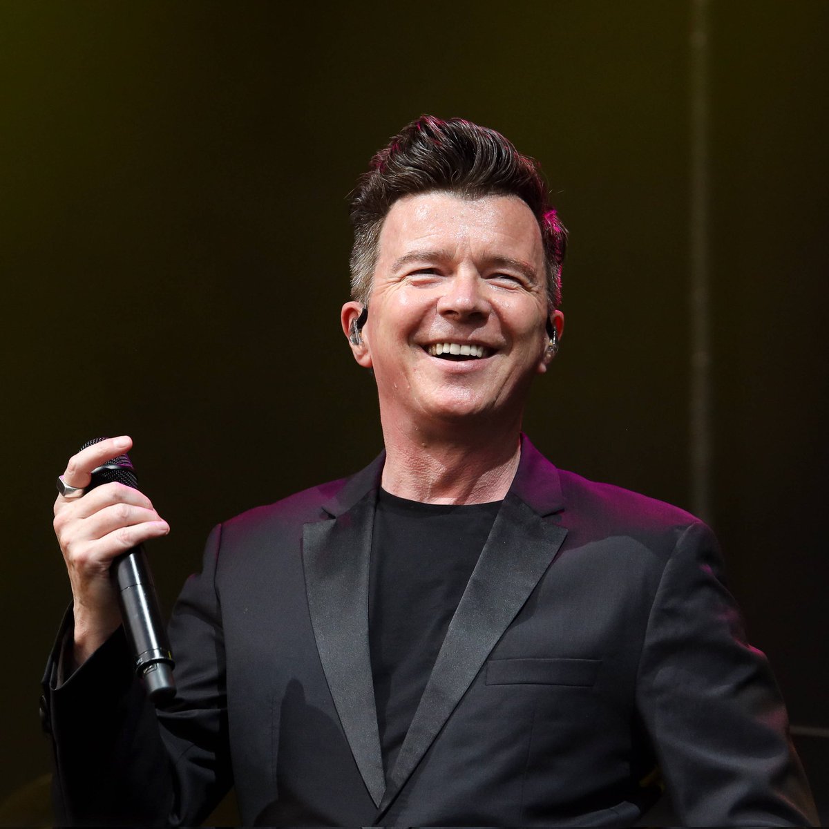 aubdee's tweet photo. @rickastley Honestly?  We adore 50s Rick! 😁 https://t.co/2A4lQjKpRE