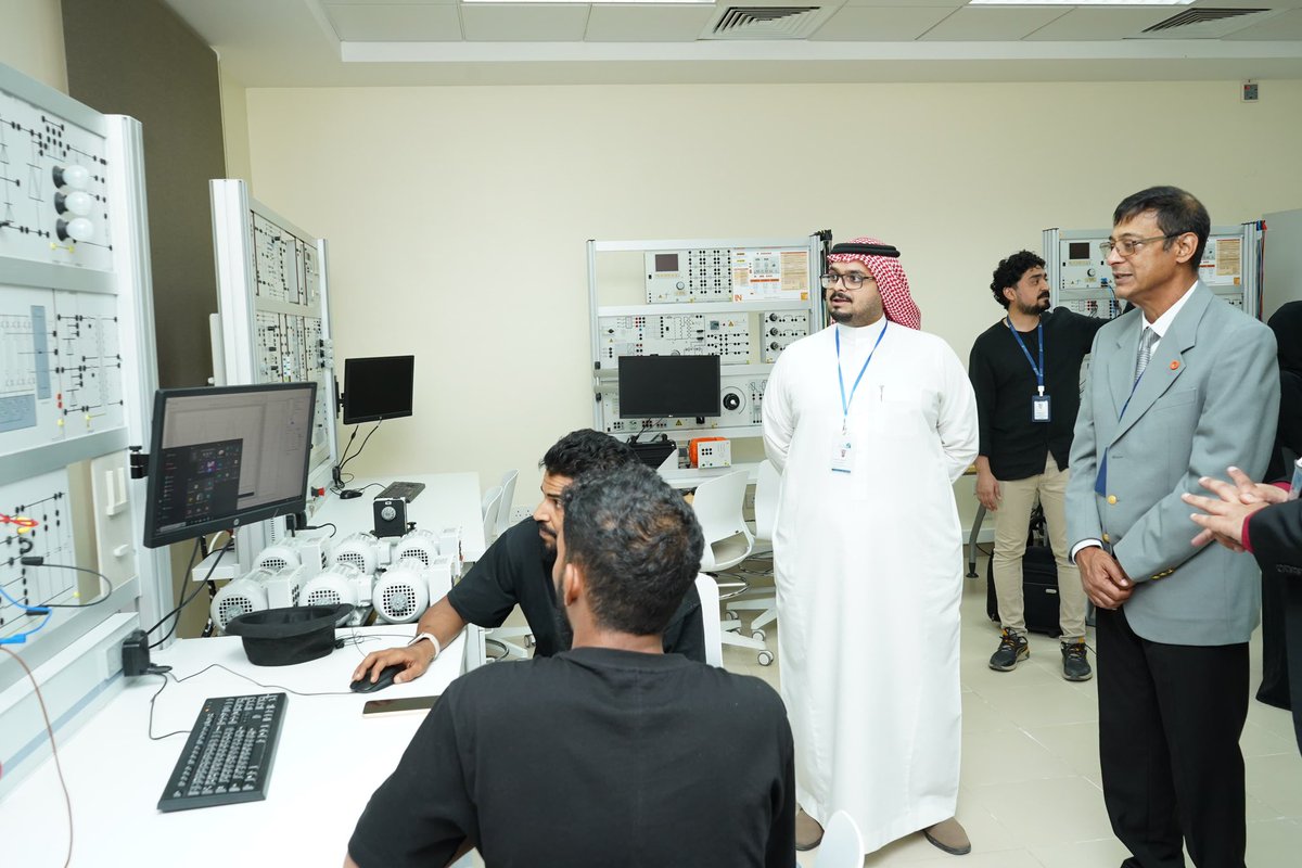 جامعة الأمير مقرن بن عبدالعزيز tweet media