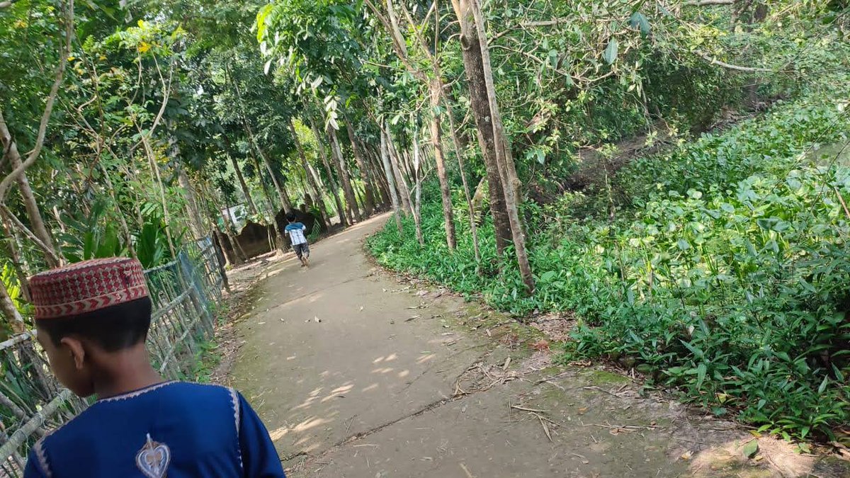 SiddequrExpert's tweet photo. Why Is Our Village So Beautiful?

"Welcome to our beautiful village! If you’d like to visit and see it for you

M.S. Rahman
 +8801973030701"

#Neymar #NATO #SecretService 
#NorthKorean #Manipur #Pakistani #PoliticsTrending
#MarAlago #Lisa #JiyaShankar #KashishKapoor https://t.co/DDT5q2wdxU