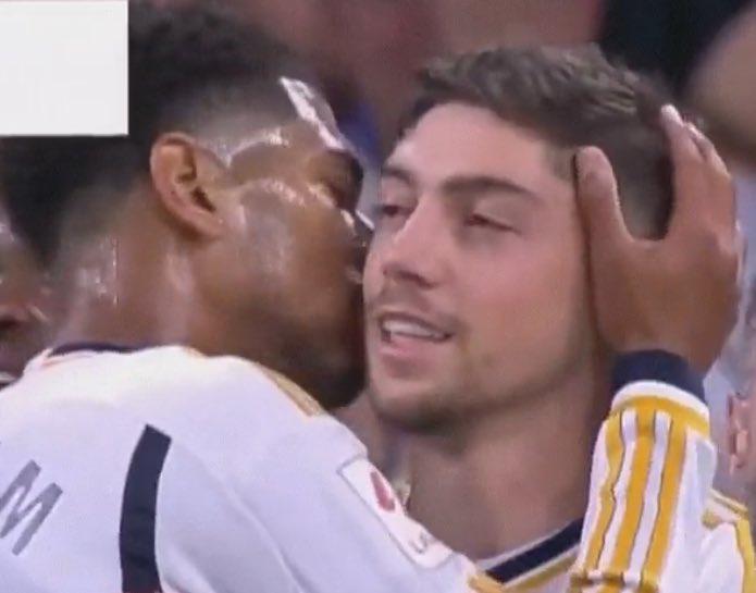 kyliangham_'s tweet photo. football fans be homophobic as fuck meanwhile these are your idols https://t.co/UrzV4eZy5y