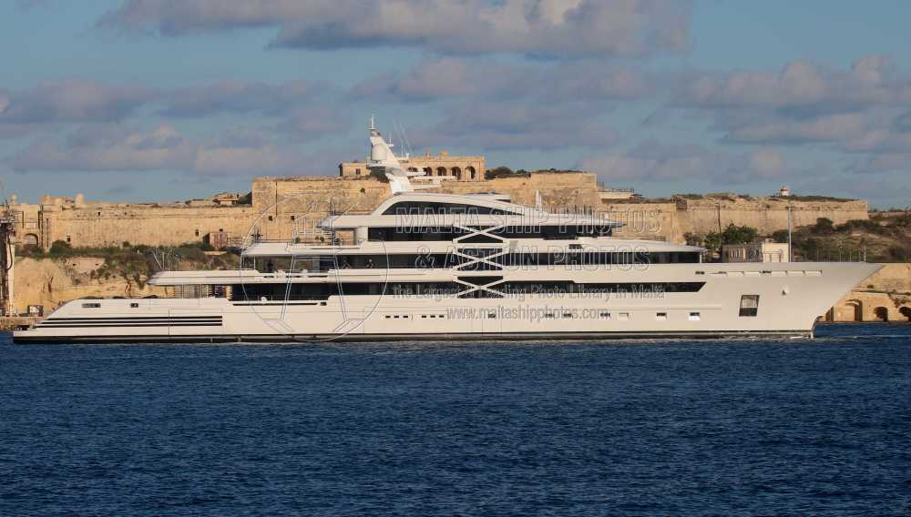 Shipguru's tweet photo. #Greekbuilt #superyacht #PROJECT_X at #grandharbourmalta - 16.11.2024 -  https://t.co/nfgboxcB5B - NO PHOTOS can be used or manipulated without our permission @YachtspotterCom @YachtingMag @yachtingmonthly @Rich_Ships @ShipsInPics @worldshipsoc @SaltySeadog @ybw @Dutchyachting https://t.co/HQIBLb3Rdj