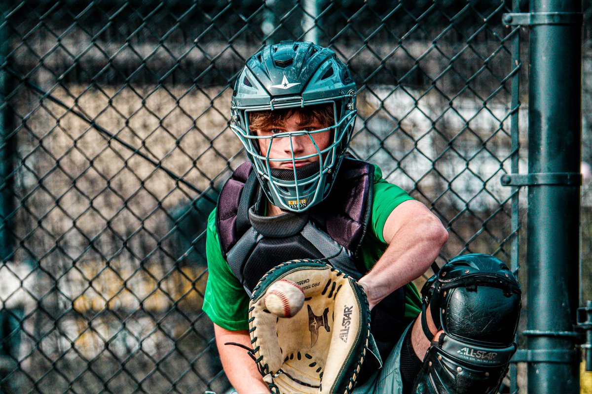 TheCatchersFarm's tweet photo. Winter catching camp is going great. Getting a little better every day. Week 1 in the books. #TheCatchersFarm #TheFarm #WorkReapRepeat https://t.co/bXasVdyUCW
