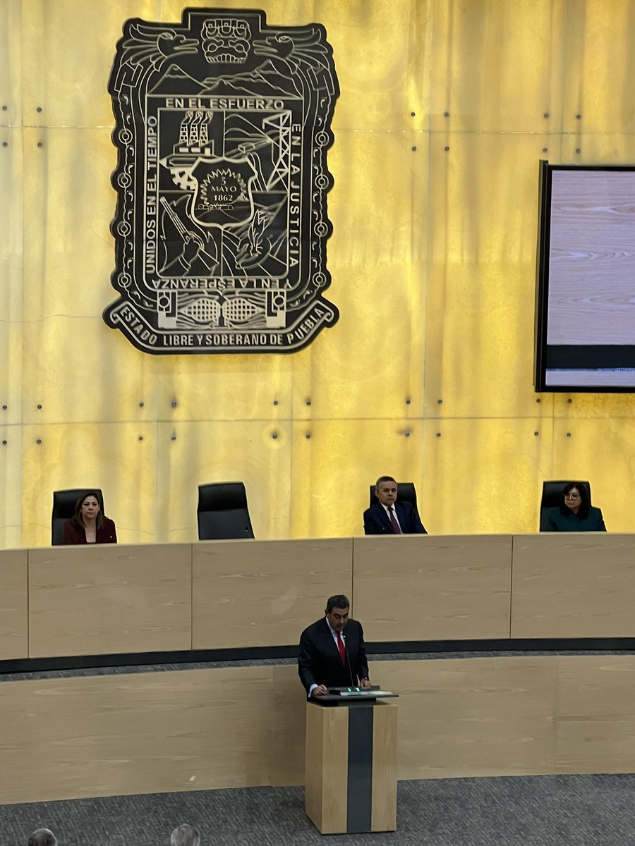 IvanMercadoNews's tweet photo. Este 18 de Noviembre es entregado por el gobernador @SergioSalomonC las nuevas instalaciones del @CongresoPue https://t.co/yaACeabVg7