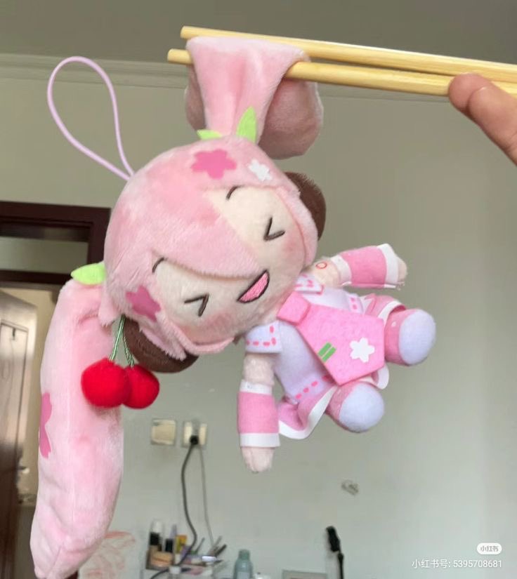 Vocaloidplush's tweet photo. >.< https://t.co/yg8T7Y04M9