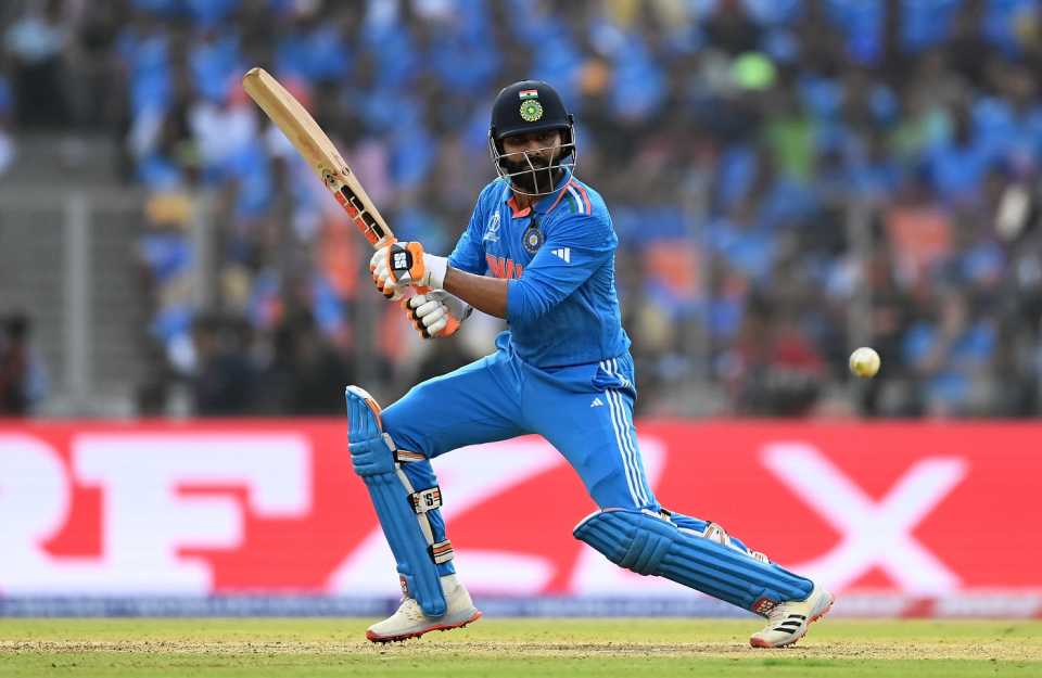temba215's tweet image. Real villen of #CWC2023 final lose 🙏, Single handle playing for Australia 🇦🇺 and aslo include Md Siraj 💔.
#INDvsAUS | #Final | #RohitSharma