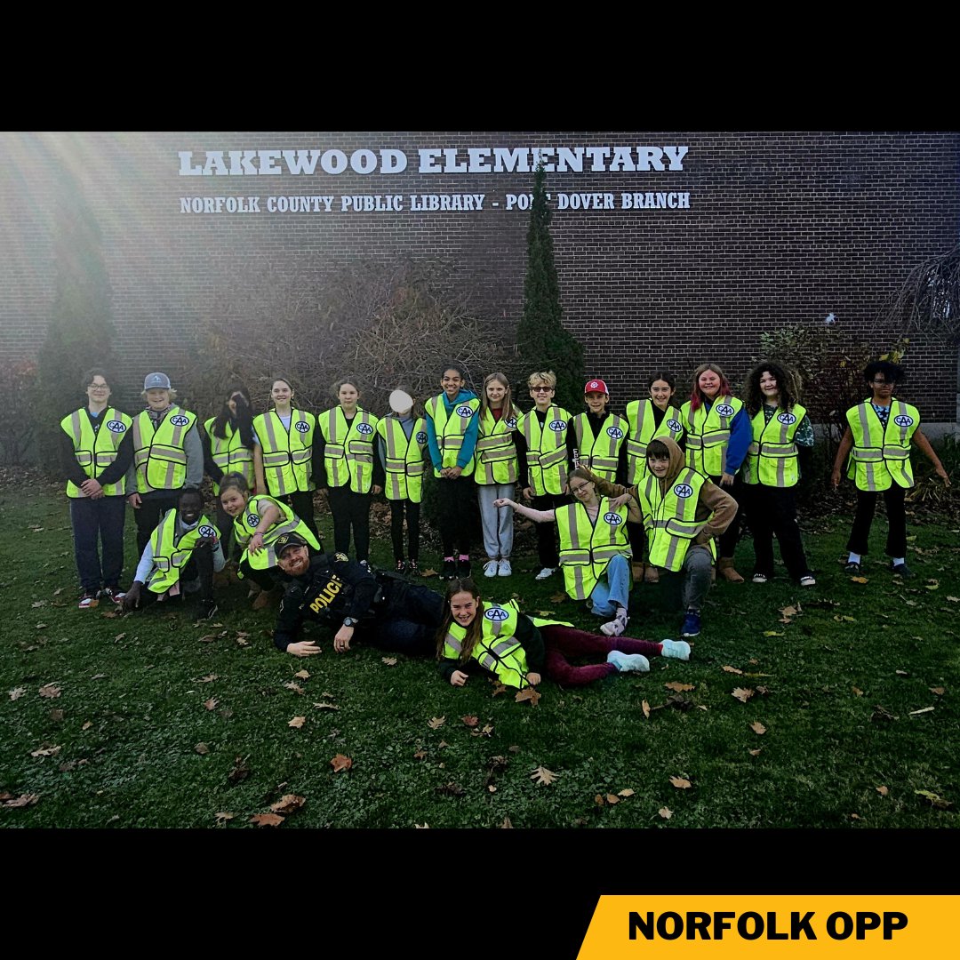 OPP_WR's tweet photo. Hey #NorfolkCounty!

Let's give a big round of applause to Norfolk's FIRST EVER @CAA Safety Patrollers! (1 of 3) ^ag https://t.co/XhFXnmujhu