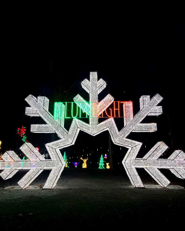 visitvbr's tweet image. Our region offers up unique, fun, and family-friendly traditions at holiday time, and this season is no different 🥳 Check out our must-read blog post to plan your holiday adventures in Virginia's Blue Ridge:
visitroanokeva.com/things-to-do/e…