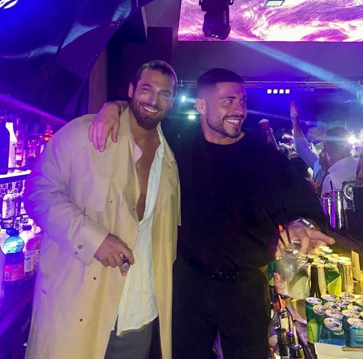 Smile 😁 
#CanYaman
📸 By Alessandro Micheli