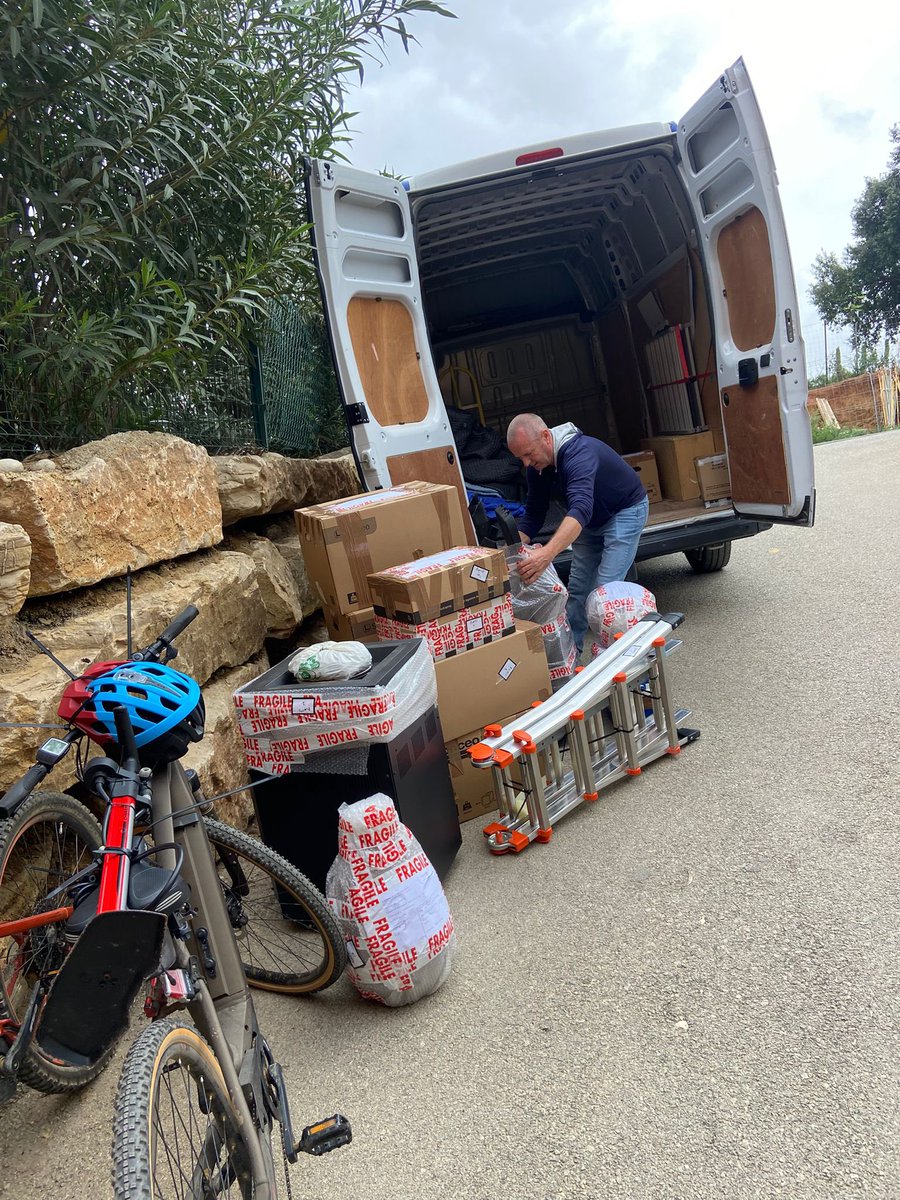 moves_sol's tweet photo. #excellentservice from an outstanding #removalcompany. 

A company that goes that extra mile.

International Removals
🇬🇧  01323 916968
🇪🇸 +34 951 440 604

East Sussex Removals and Storage
📞 01323 324 077
✉️ enquiries@solmoves.com
🌐 https://t.co/xQR6nQAbiT

 #eastsussexremovals https://t.co/Is9hTyrcMU