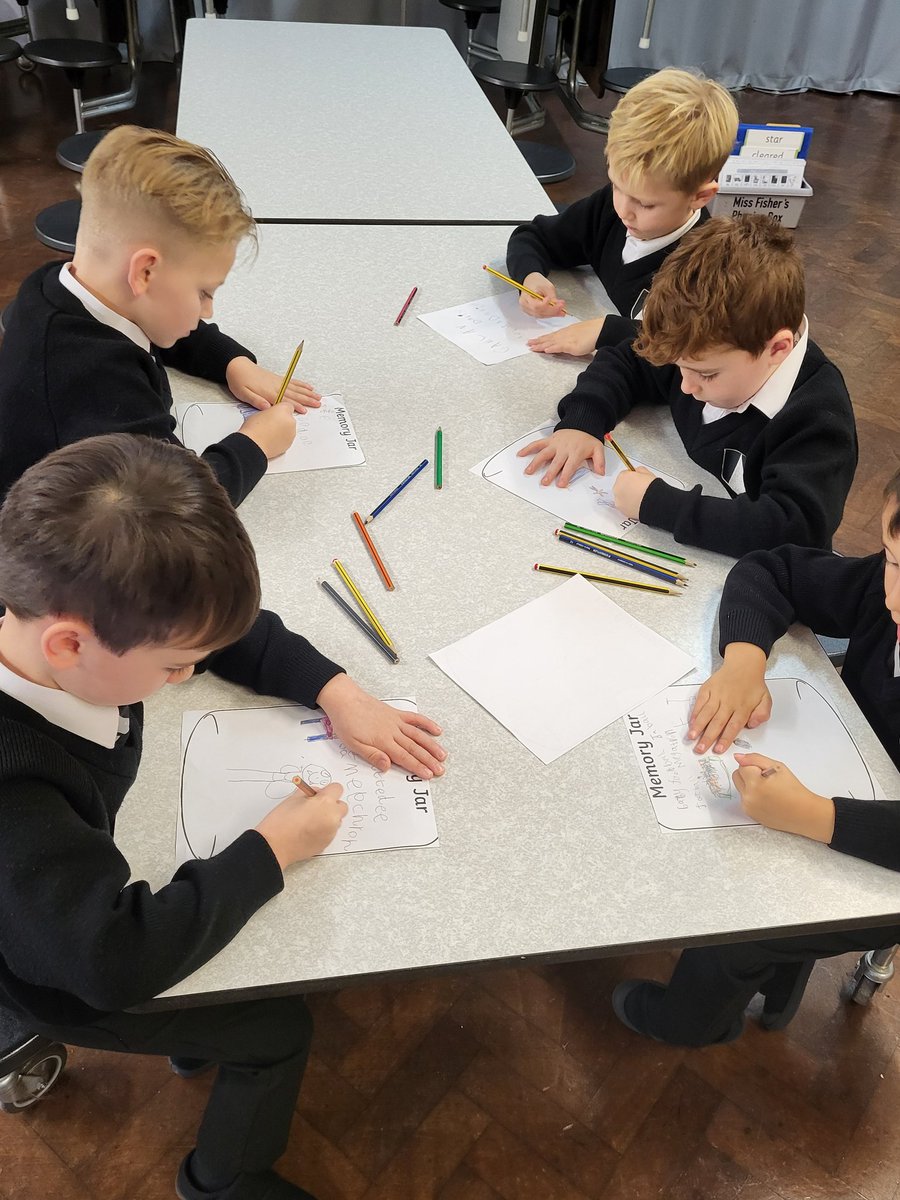 SCOSDominic's tweet photo. With a slight relocation this afternoon, the children focused hard on their history lesson creating their own memory jars of items that are special to them! #StCathsHistory https://t.co/vOqngrwPK5