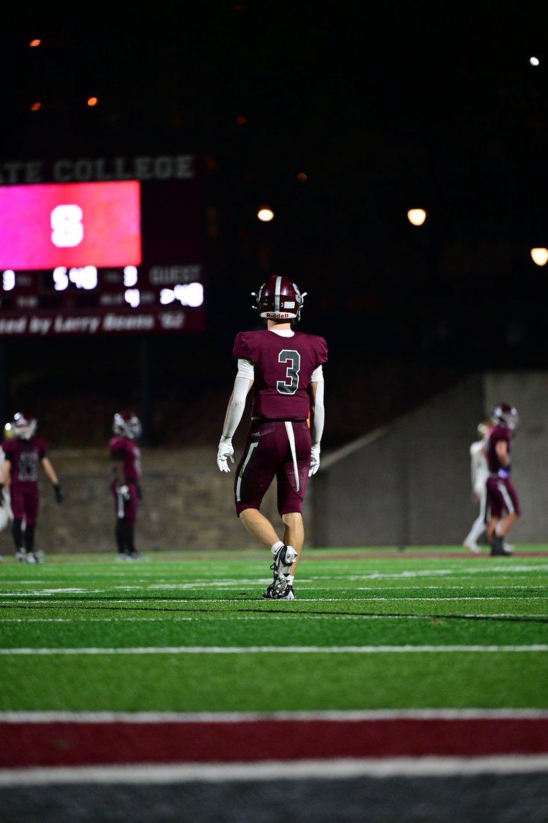 Proud to be selected as 1st Team all Midd Penn for 3 different positions

1st Team WR | 1st Team DB | 1st Team R

Also happy to say that I am 1st in PA in receiving with 1520 yds