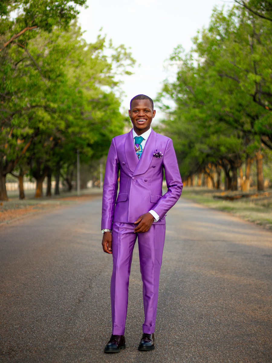 KgaboSerakalala's tweet photo. G. Our luxury lavender suits by @tsa_kgabo Kgabo Ramoloko Serakalala 💜👔🥼👖✂️ with beaded pockets square
Available via ☎️ 0728558346
Wedding season🧵 giving summer/spring
#ContactUs #tailormade #tailoredsuits
Follow us via TikTok and IG #SkeemSaam https://t.co/L1wMy3oa7x