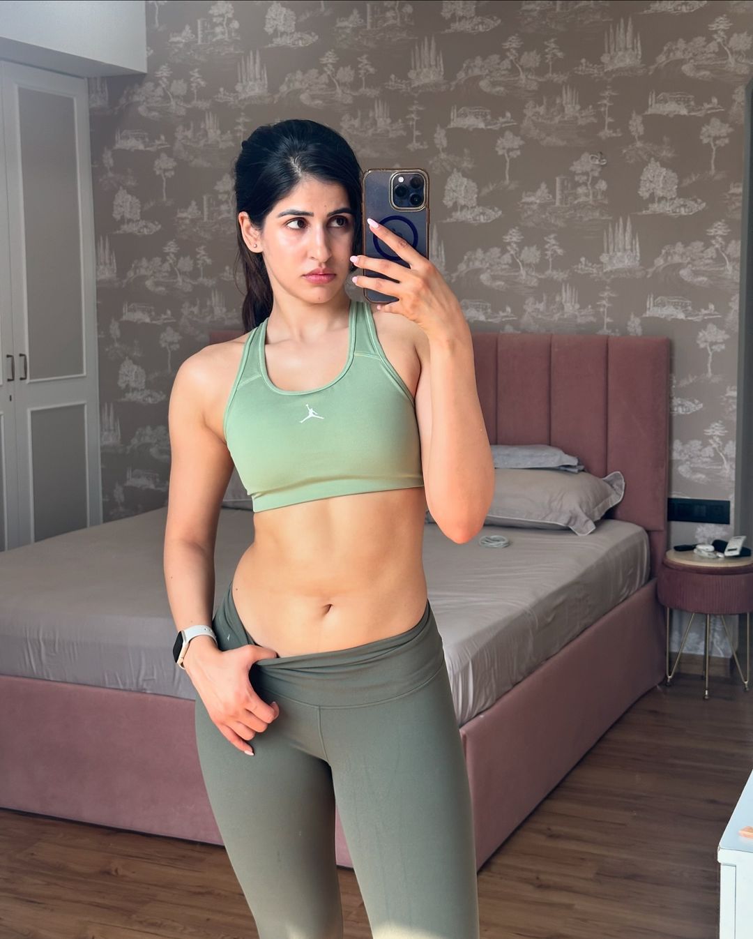 GcsIZXZXUAA7gD5?format=jpg&name=large