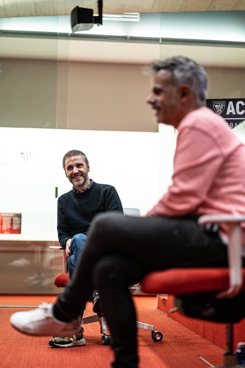 AC_FCenter's tweet photo. 📊 En San Mamés con Lander Hernández y Unai Rodríguez:

Hablando de indicadores y KPIs en el análisis del entrenamiento.

🗣️ “𝘓𝘰 𝘲𝘶𝘦 𝘴𝘦 𝘮𝘪𝘥𝘦, 𝘮𝘦𝘫𝘰𝘳𝘢” https://t.co/UDy1PWAUjh
