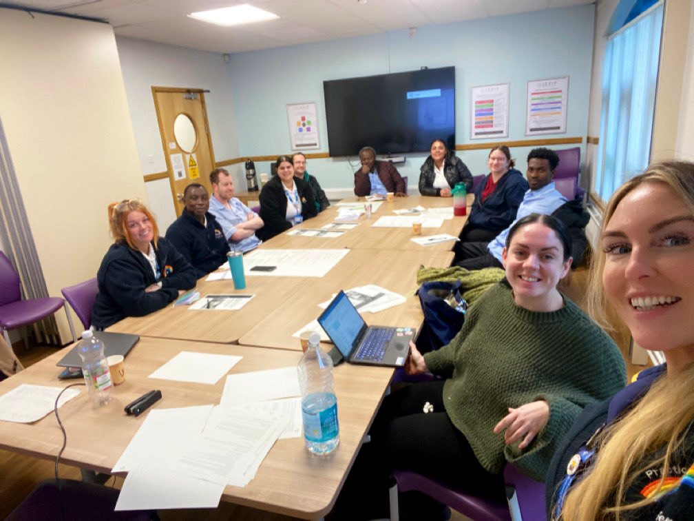 GemmaFarrahW's tweet photo. Today we held the first #lscft face to face Suicide Mitigation Training at @WeareGuildLodge 🙌🏽 @sop41e_t @DebbieYoxall1 @MarkCappy84 @GoalsOlivers @MatthewPotts8 #training #SuicideAwareness https://t.co/IWtv9T9hH9