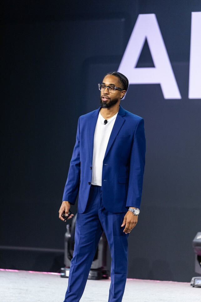 KaporCapital's tweet photo. Our Head of Portfolio Marketing @FiscalCliffW rocked the stage at #afrotech2024, unveiling the secret sauces for startup success in the #AI era! Check out photos of the event 👇 https://t.co/10wAY1nMlP