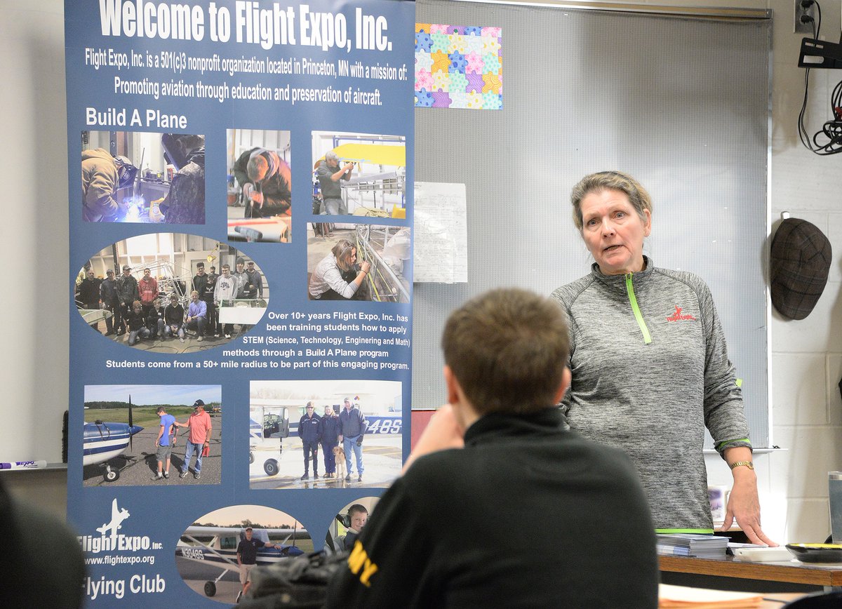 BHSBison's tweet photo. This afternoon will also include a Career Fair with 90+ careers represented for our juniors and seniors. 

Thanks to our many community partners who are taking time today to share their knowledge and experience with our students! 🤝

🧵 (2/2)

#TheBisonExperience // #B1Bison https://t.co/O7bh6VrDLa