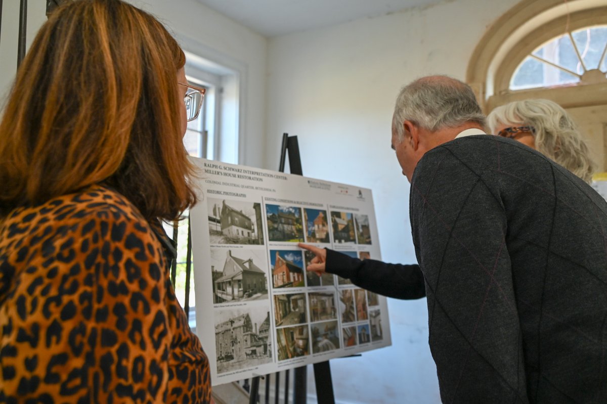 SenBobCasey's tweet image. It was great to be in Bethlehem last week to tour Bethlehem&apos;s Industrial Quarter, which has now been designated a UNESCO World Heritage site. I fought to secure funding to help preserve this important part of our Commonwealth’s history.