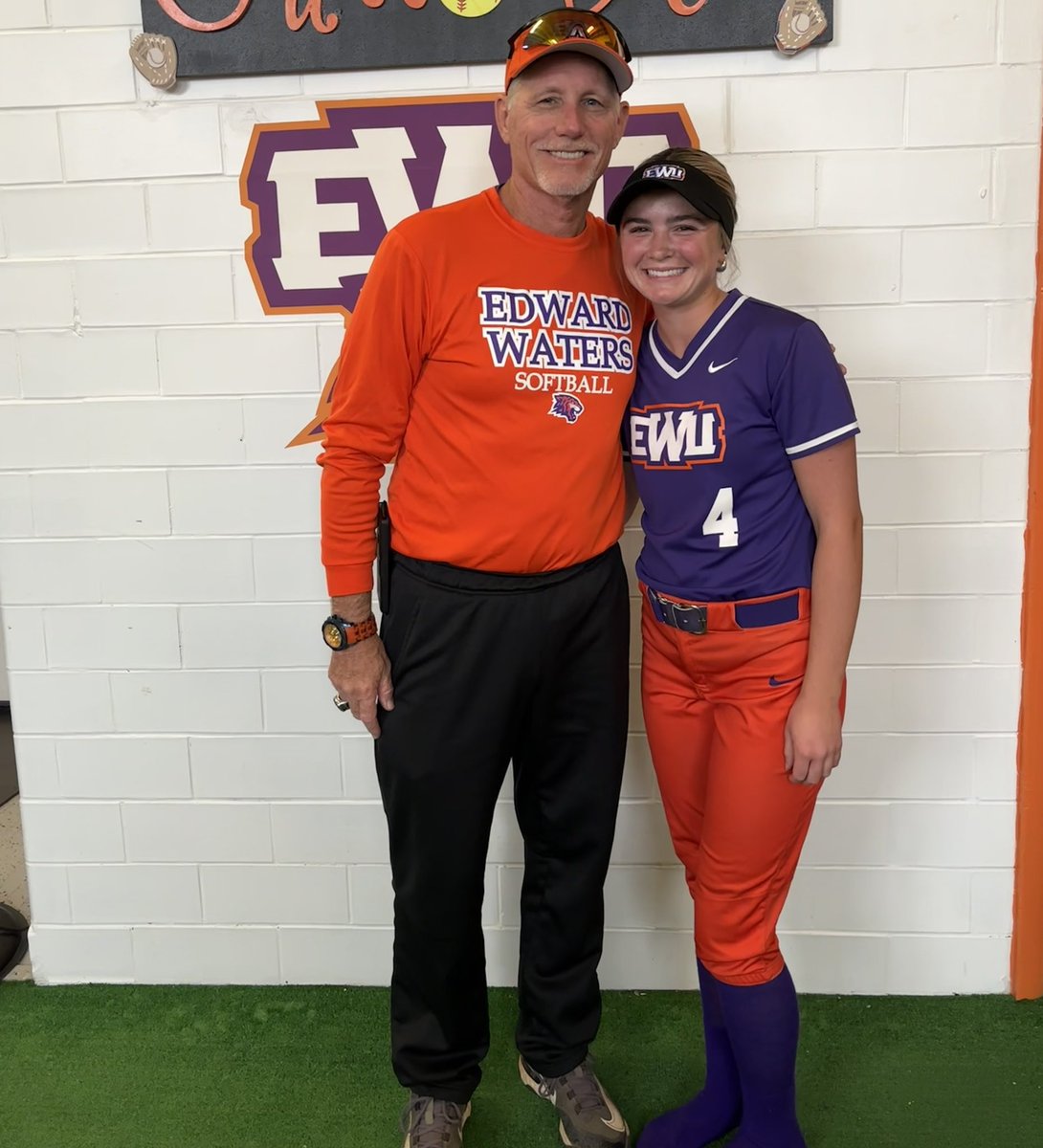 Thank you Coach Mike for having me today!! <a href="/purepowerpitch/">''Coach Mike'' Ellison</a> <a href="/AZHotshotsHonea/">AZ Hotshots 18U Gold- Georges/Honea</a>