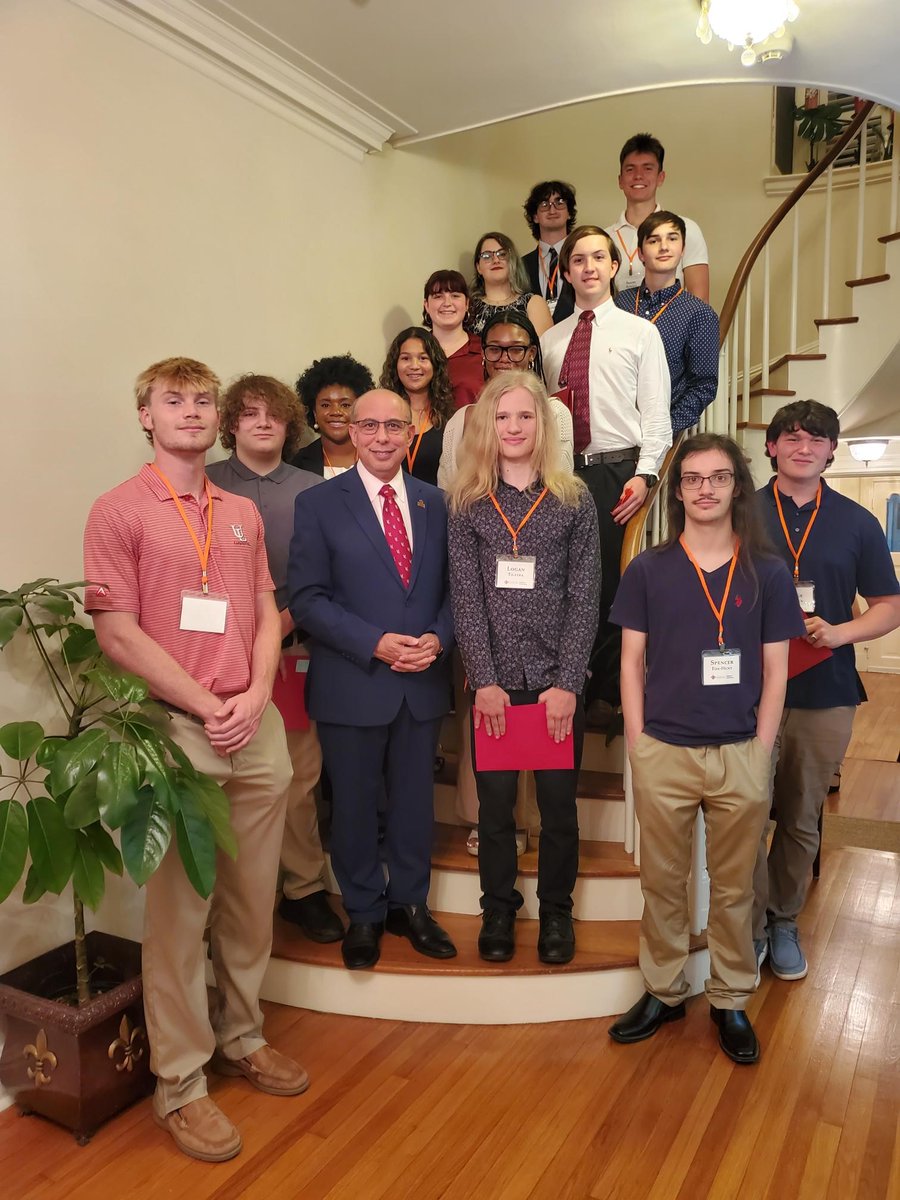 ULEngineering's tweet photo. Dean Khattab met with the 2024 top scholars who will be future engineers during the annual Top Scholars Reception, held at President Savoie’s home recently.
Congratulations to all the top scholars!
#cajunengineering #ragincajuns https://t.co/9g5mB7SlzO